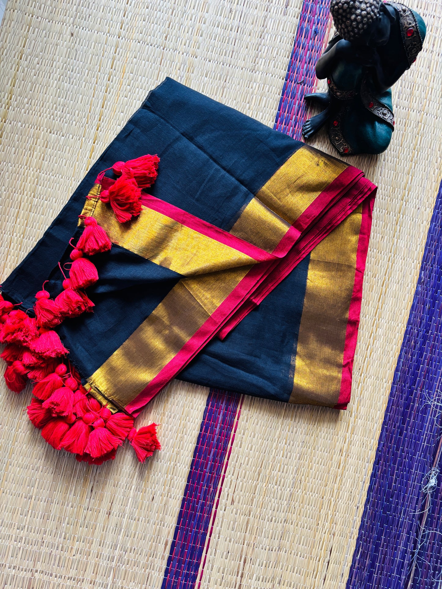 Raaga🖤♥️( mul cotton saree & big tassels without blouse)