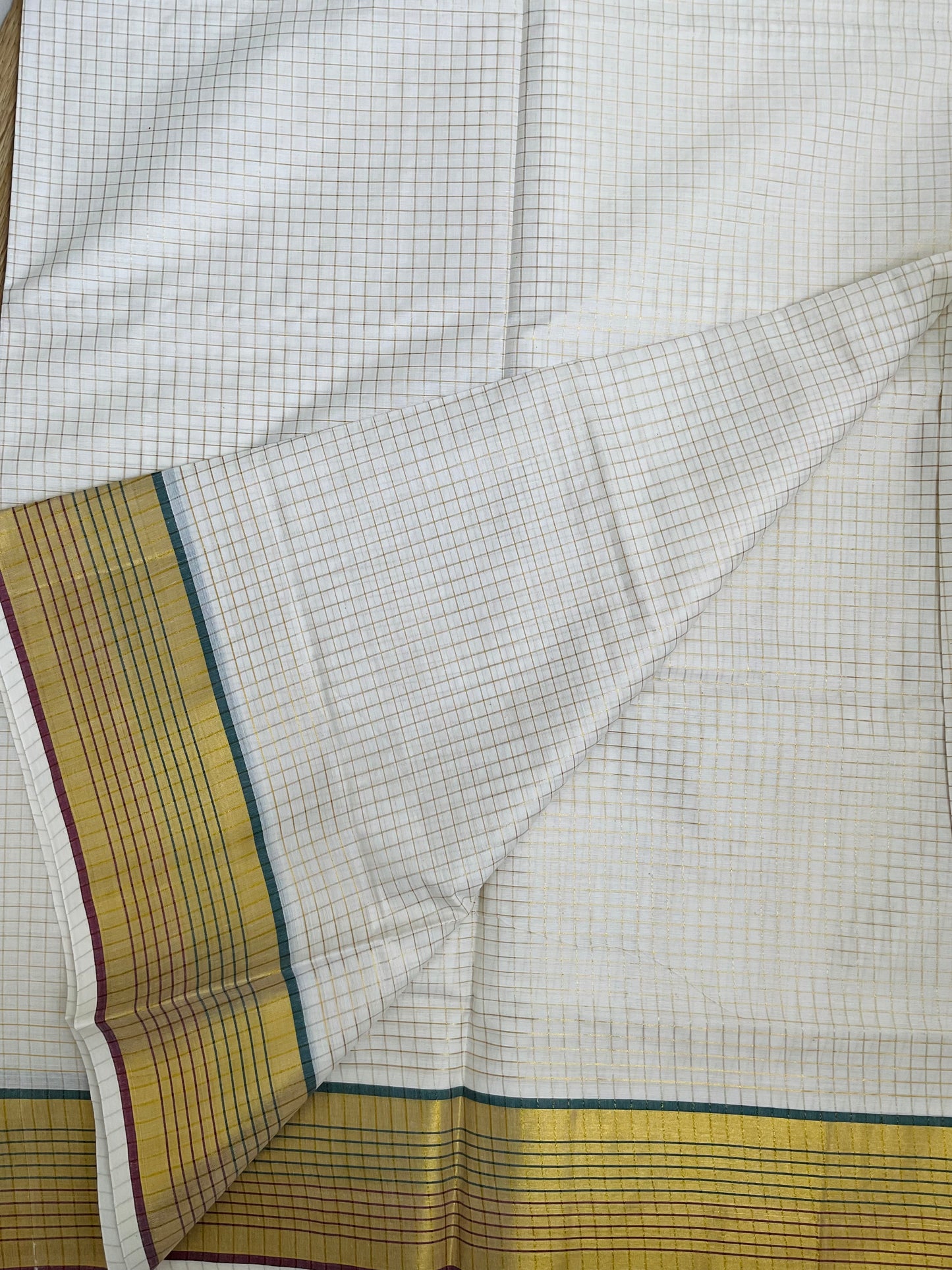 മാധൂ🍁 (Setsaree with running Blouse piece)