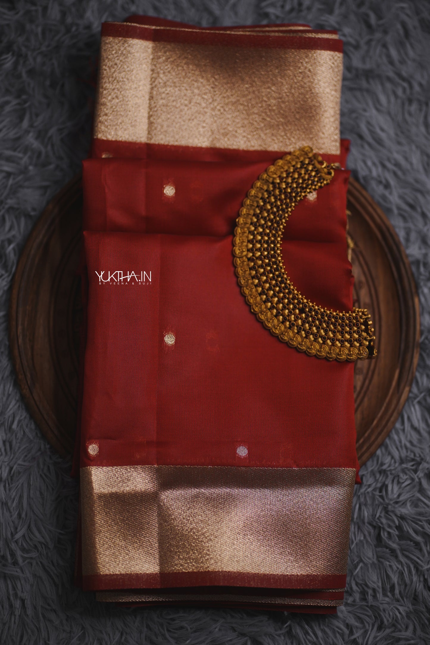 Nayanthara Red small polka saree