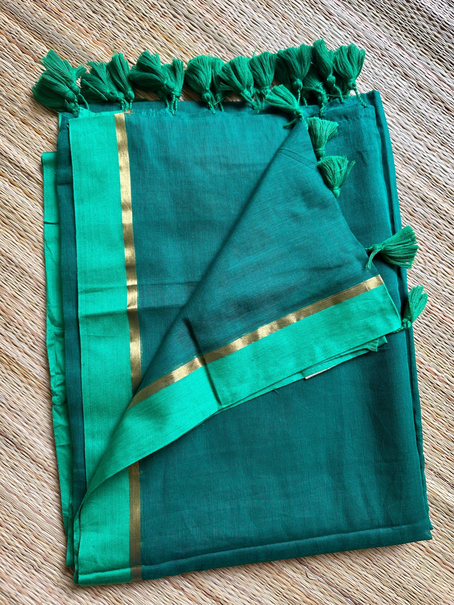 Sārikā 🍃( mul cotton saree without blouse)