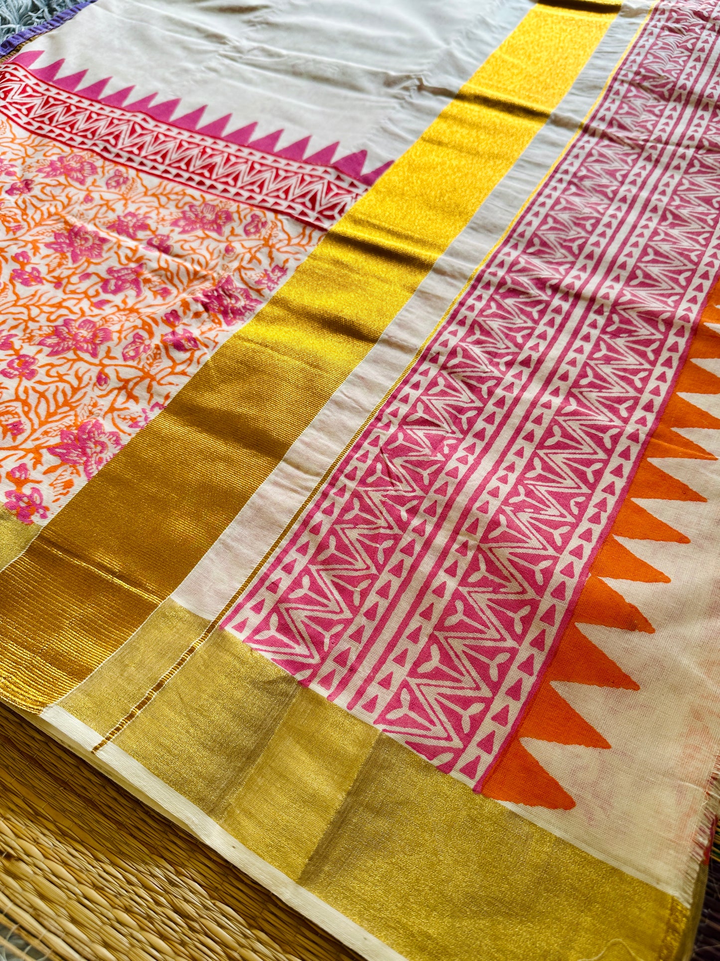 ചിത്തിര(saree comes with a matching running blouse)