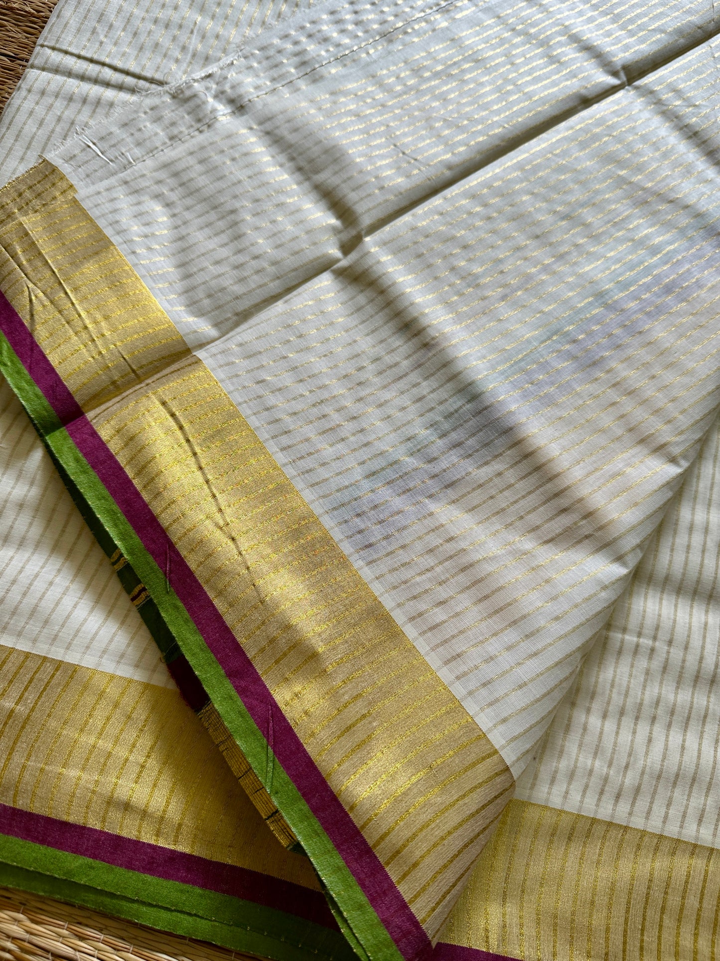 തുളസി🌿(saree comes with a matching running blouse) Prebooking dispatch on Aug 20