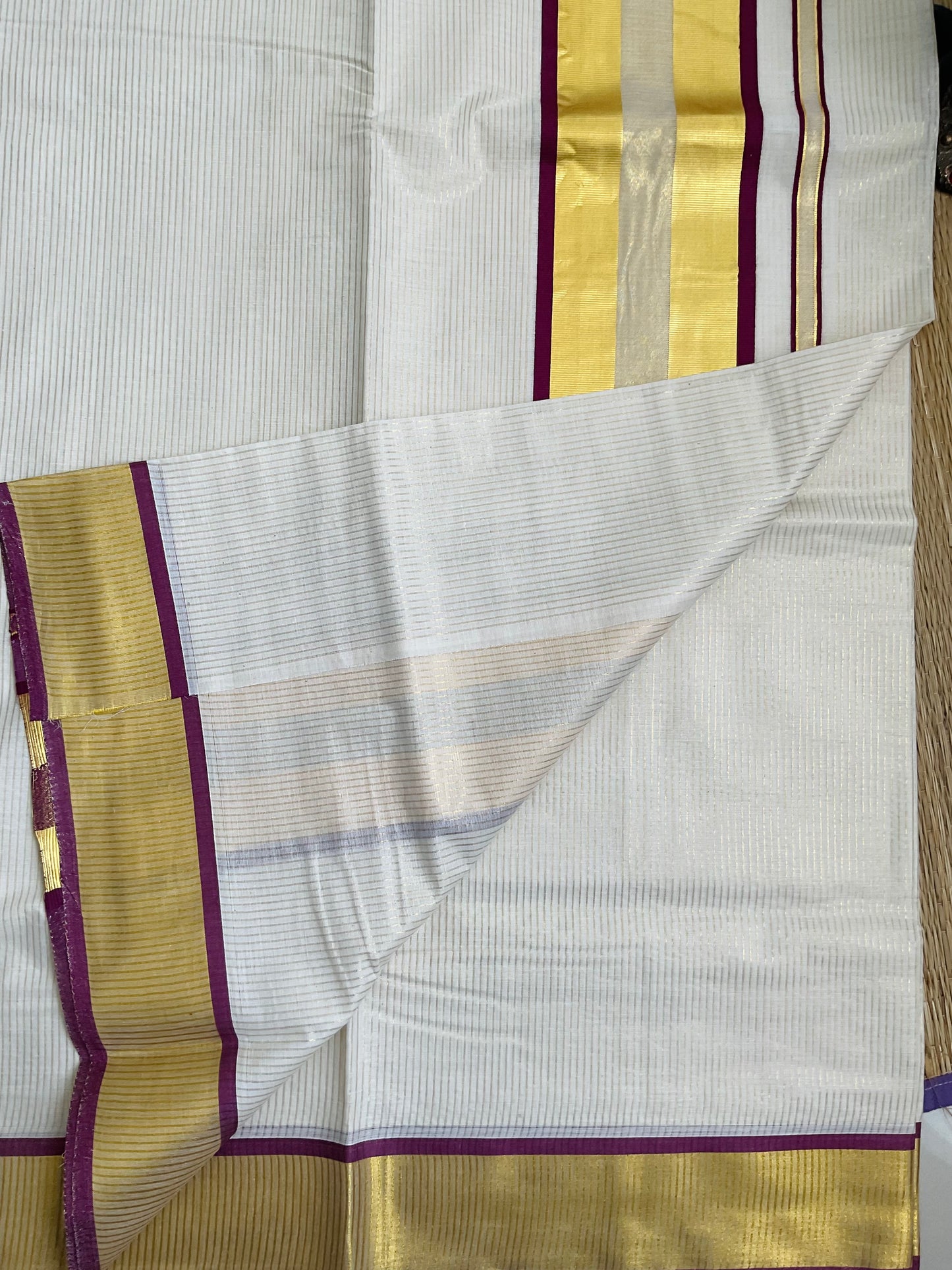 നാണിപെണ്ണ്🍁 (Setsaree with running Blouse piece)
