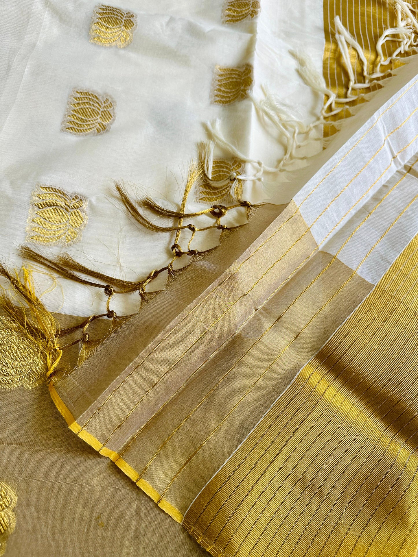 ഭദ്ര🔥 (Set Saree with Running Blouse piece)(Pre booking- Aug 10)