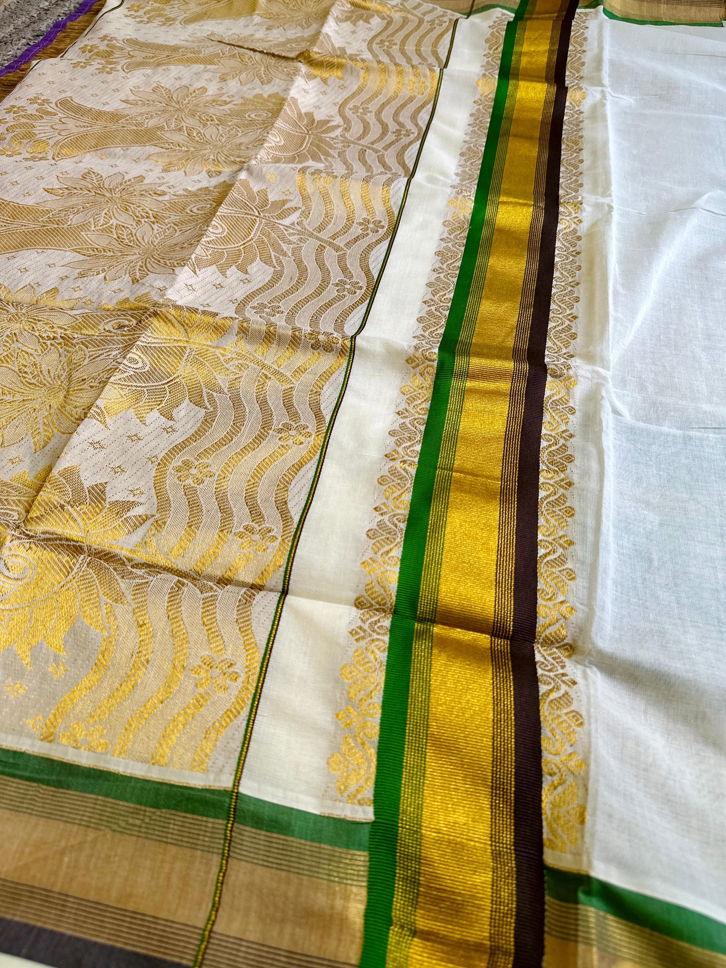സുഗന്ധി🌸 (Set saree with Running Blouse piece)