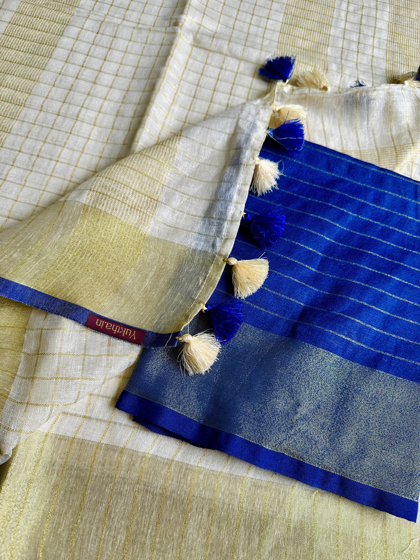 തുമ്പപ്പൂ 🪻 ( Navy Blue LinenSoft Cotton Saree with Matching Blouse piece) Prebooking dispatch Aug 3