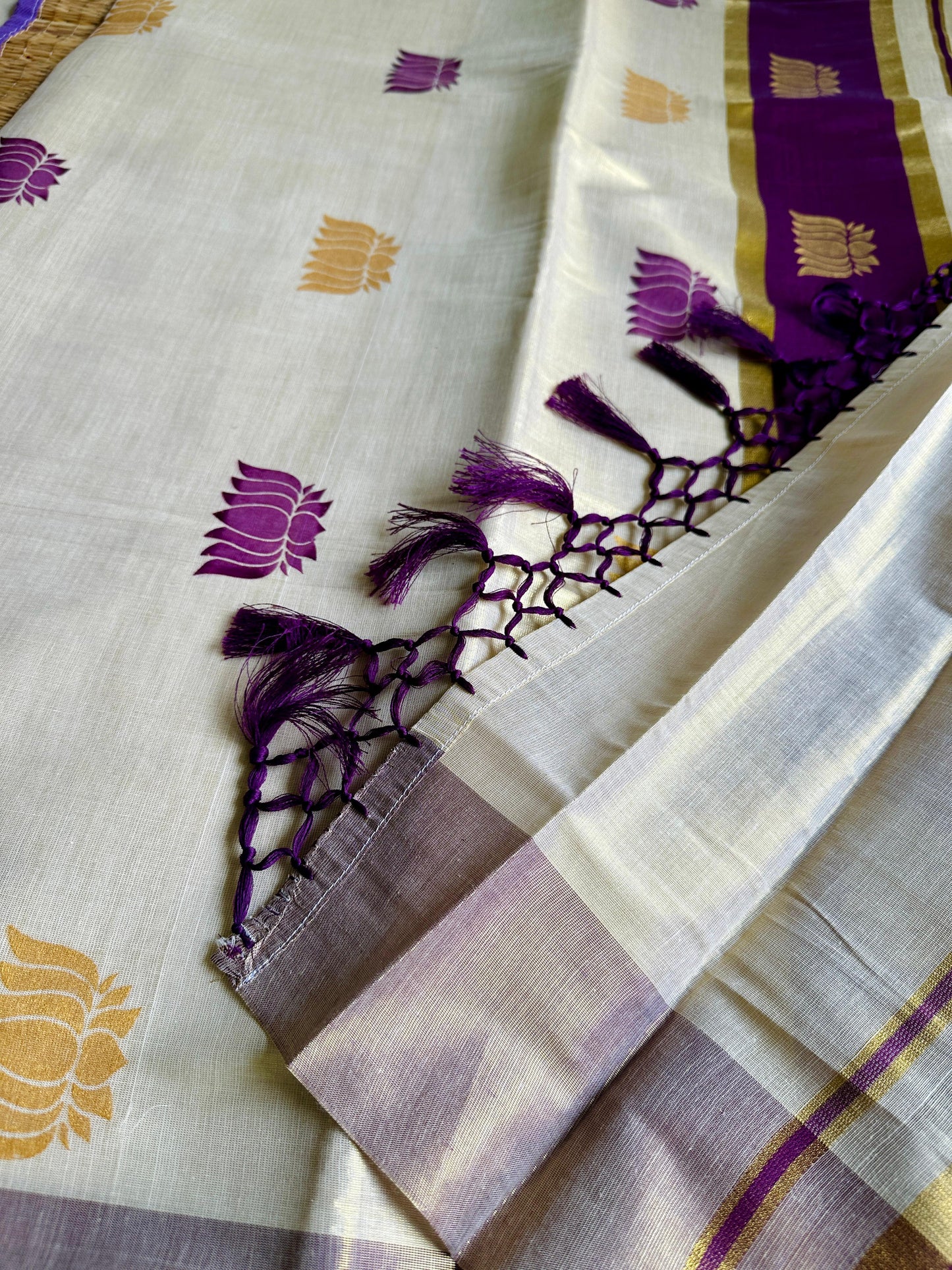 നളിനി 💜(Set saree with running blouse)