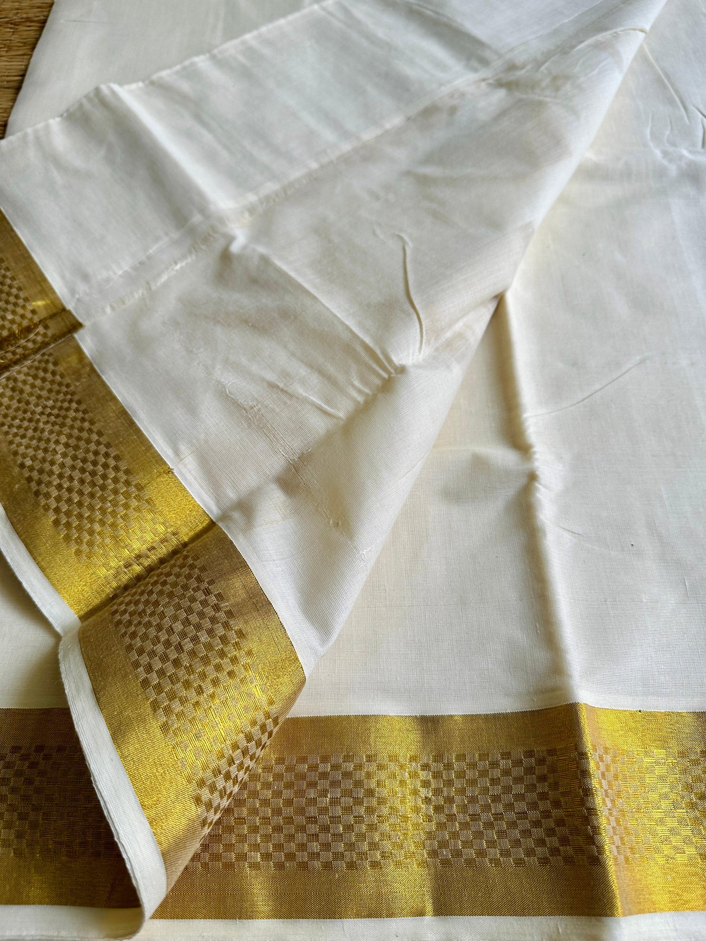 നന്ദിനി 🧡 (Set saree with running blouse)