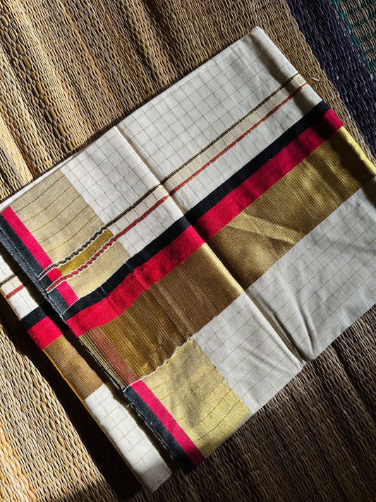 മഞ്ചാടി (saree comes with a matching running blouse)(Pre-Booking Aug 20)