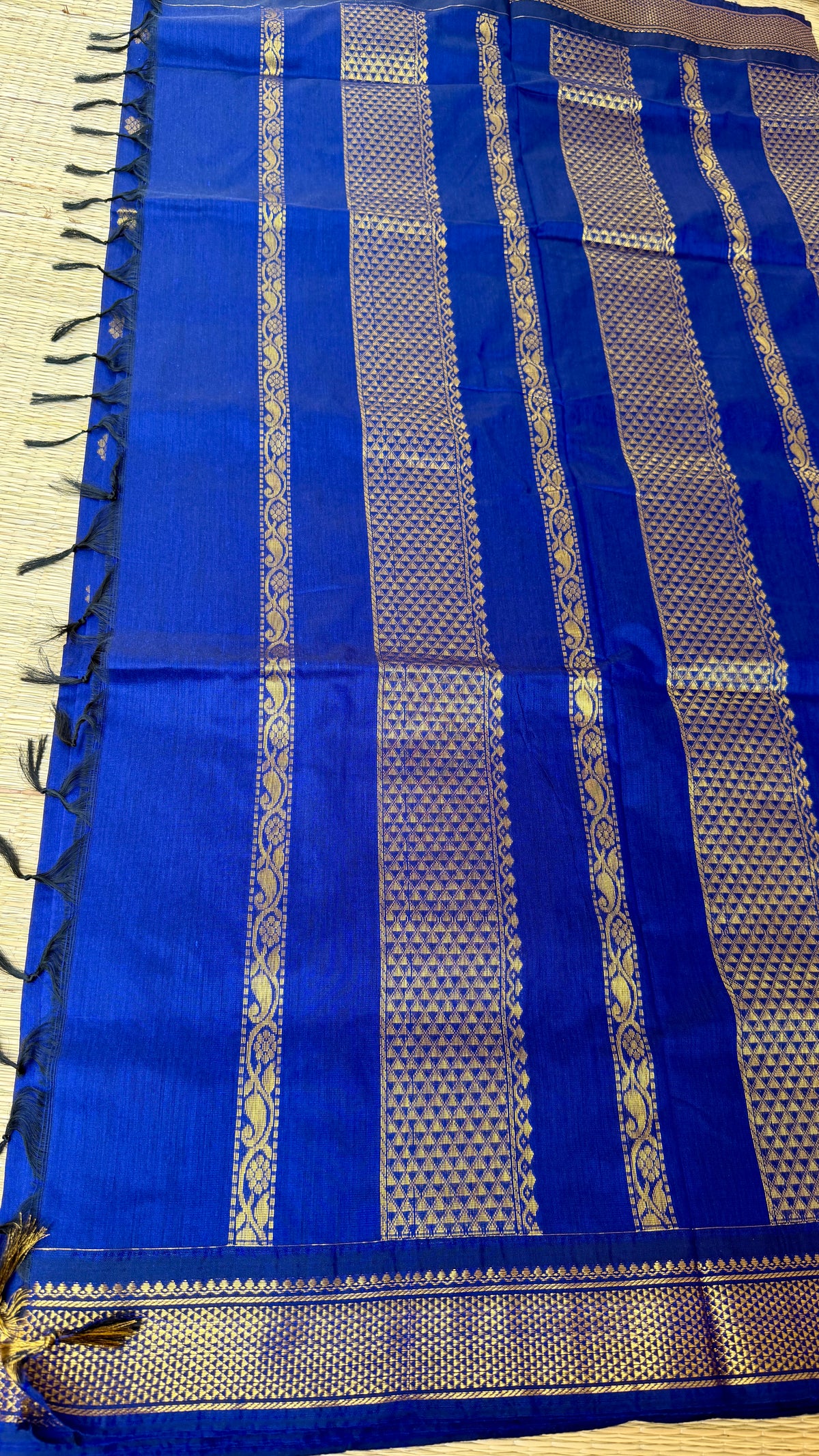 Kalyani cotton- Neeli