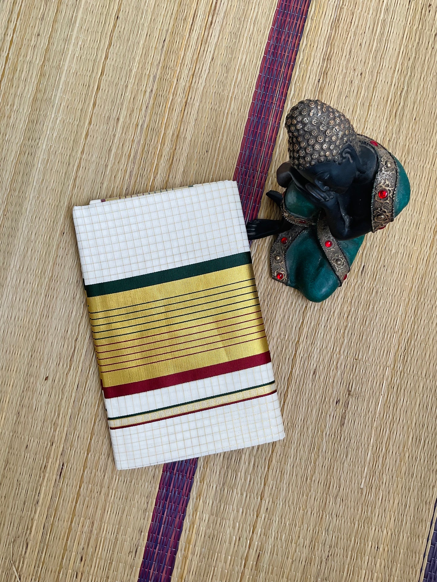 മാധൂ🍁 (Setsaree with running Blouse piece)