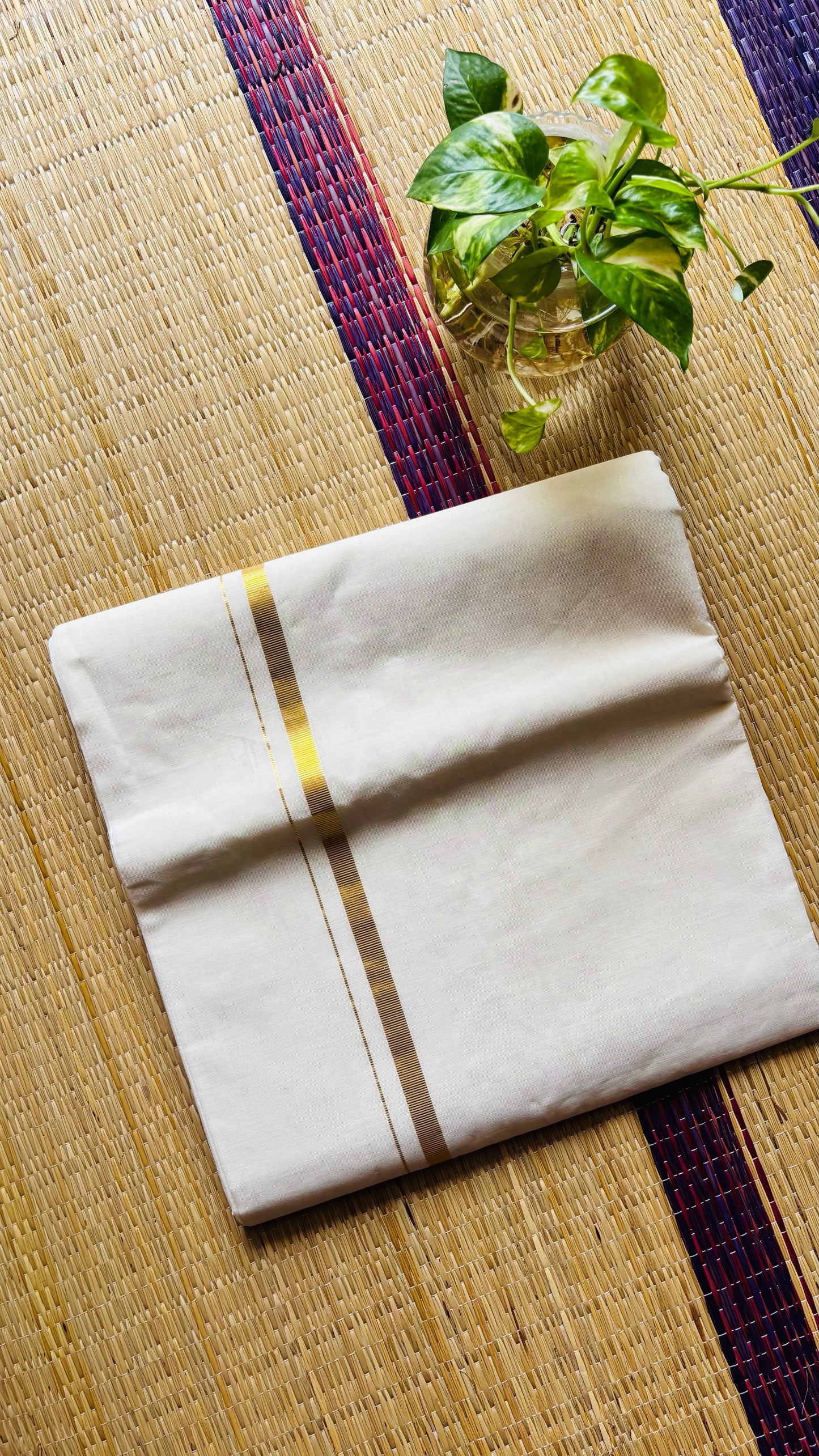 Handloom Goldenkara✨(without BP)