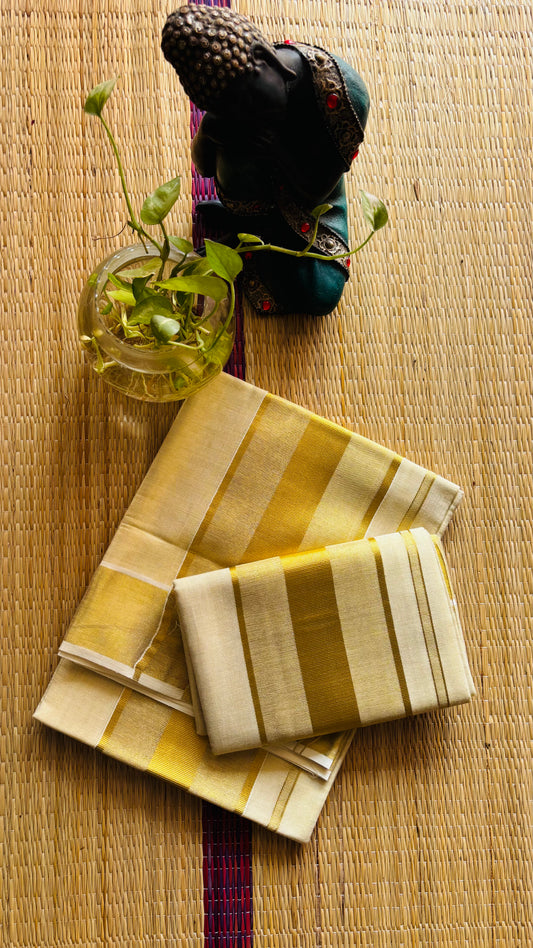 രശ്മി💫 (Set mund with out Blouse piece)