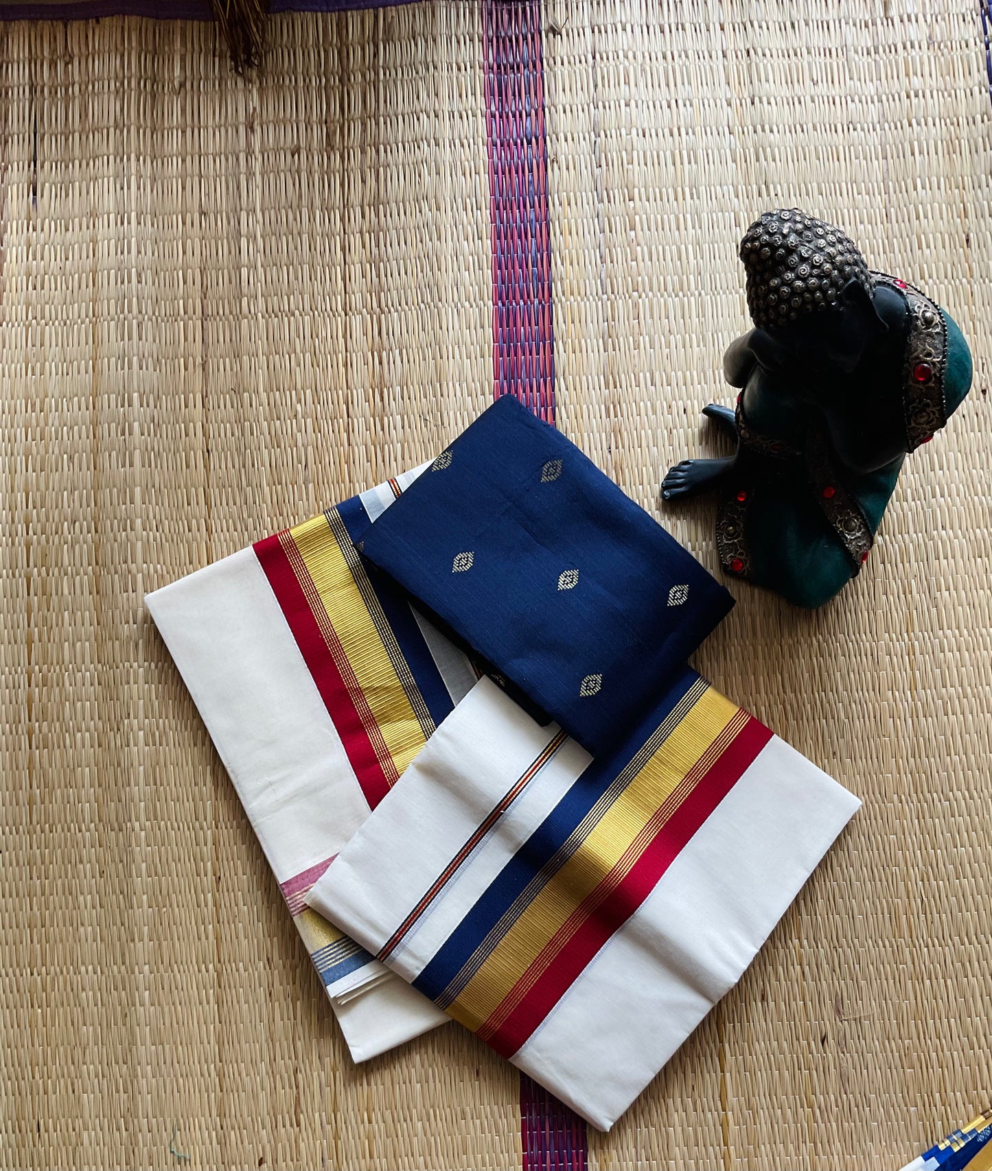 നിർമ്മാല്യം ♥️✨ (Set Mund with Blouse piece)