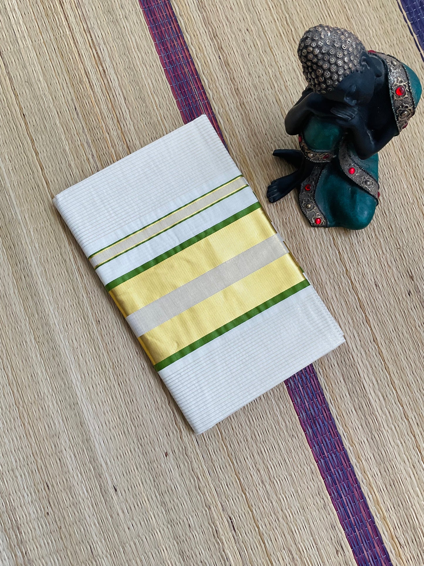 പവി🌿 (Setsaree with running Blouse piece)
