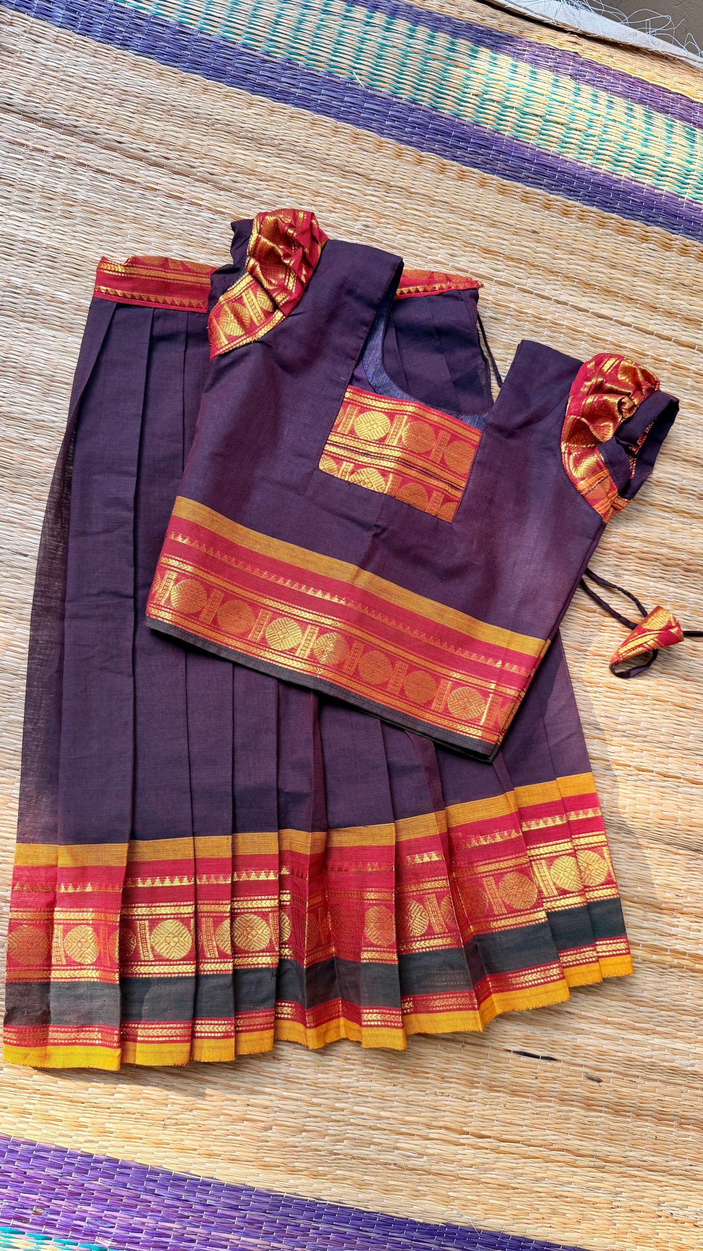❤️🧡🖤 (Made to Order)