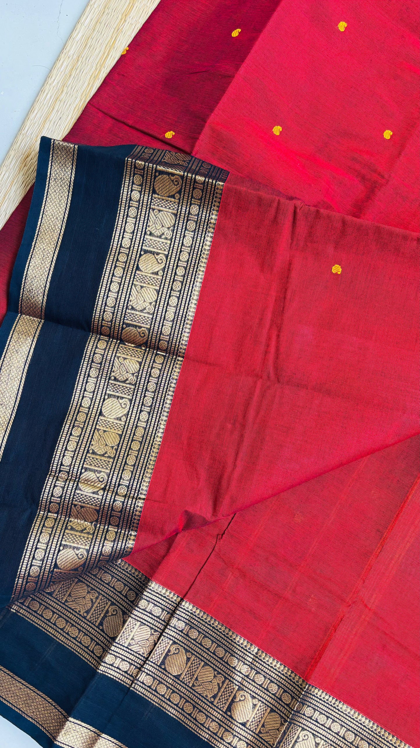 Chettinad Cotton💛 (Color may slightly vary due to screen settings.)
