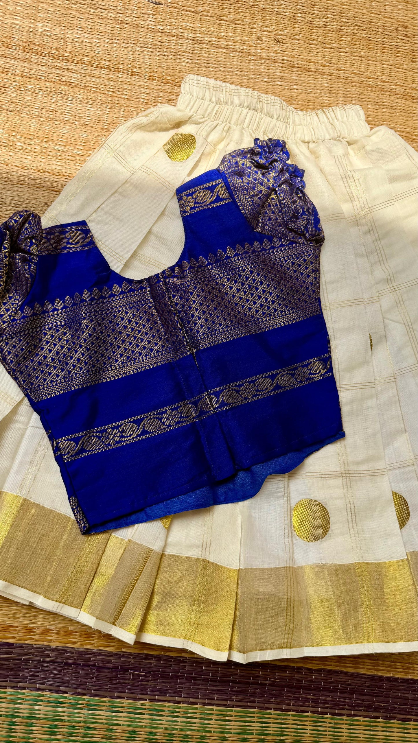 💙🌼 (Made to Order)