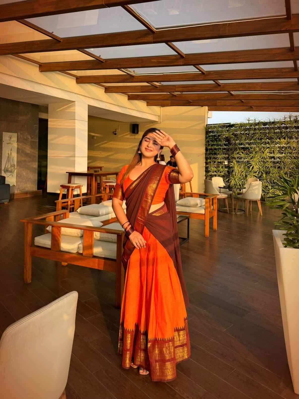 Appu 🧡🤎 special Edition Dhavani set Unstitched