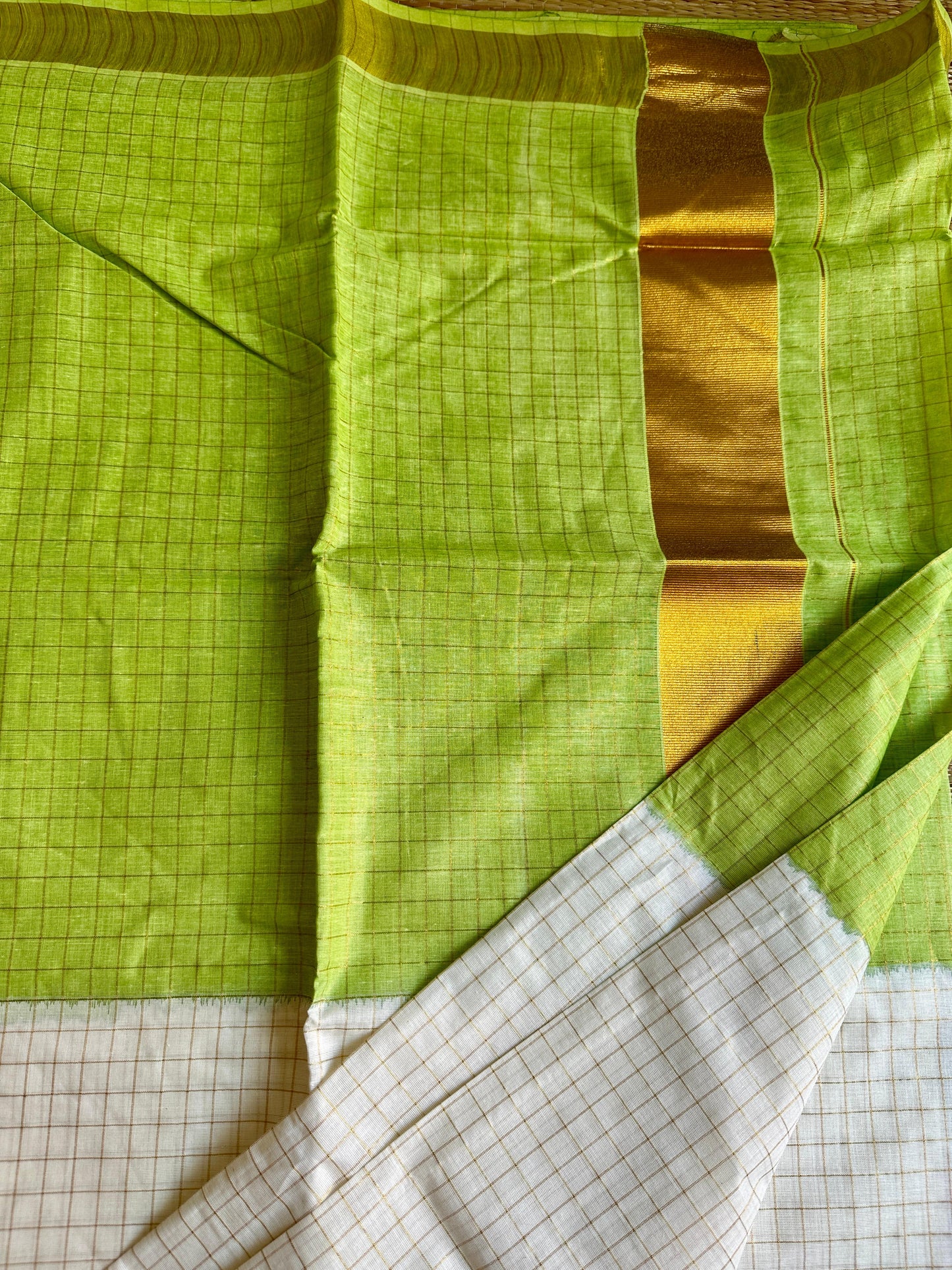 ഹരിത🌿 (Set saree with Running  Blouse piece)