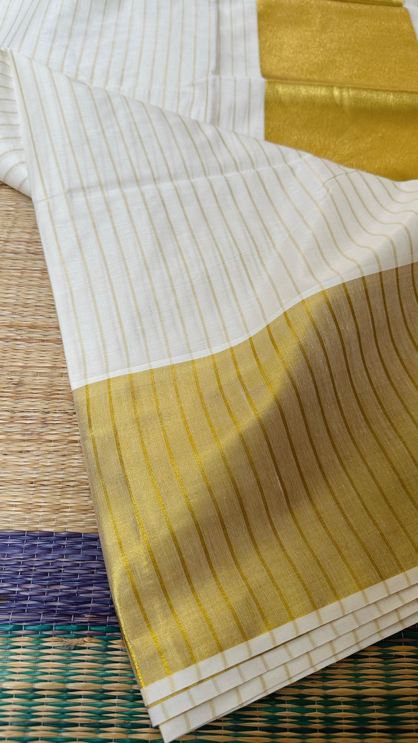 മന്ദാര ✨(Setsaree with running Blouse piece)