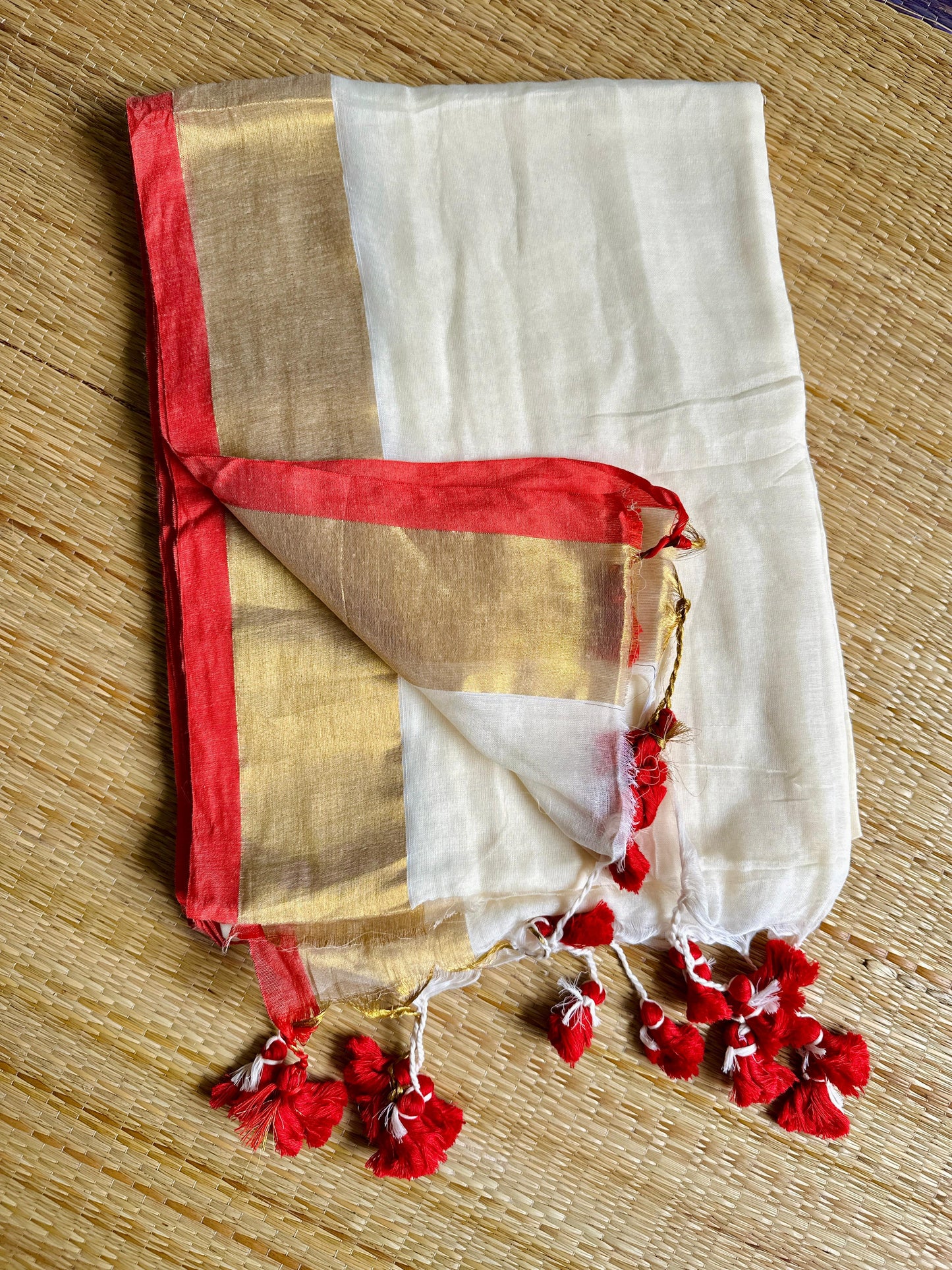 തെറ്റി പൂവ്🍁 (Mul cotton saree without BP) (Pre-Booking)
