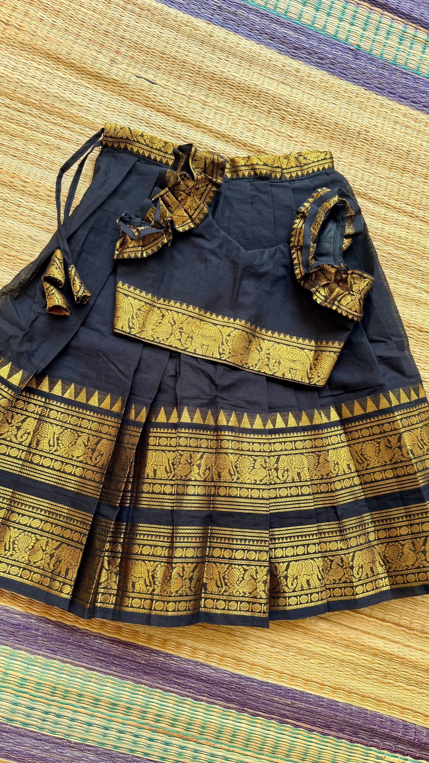 Black Chettinad ❤️ (Made to Order) (Copy)