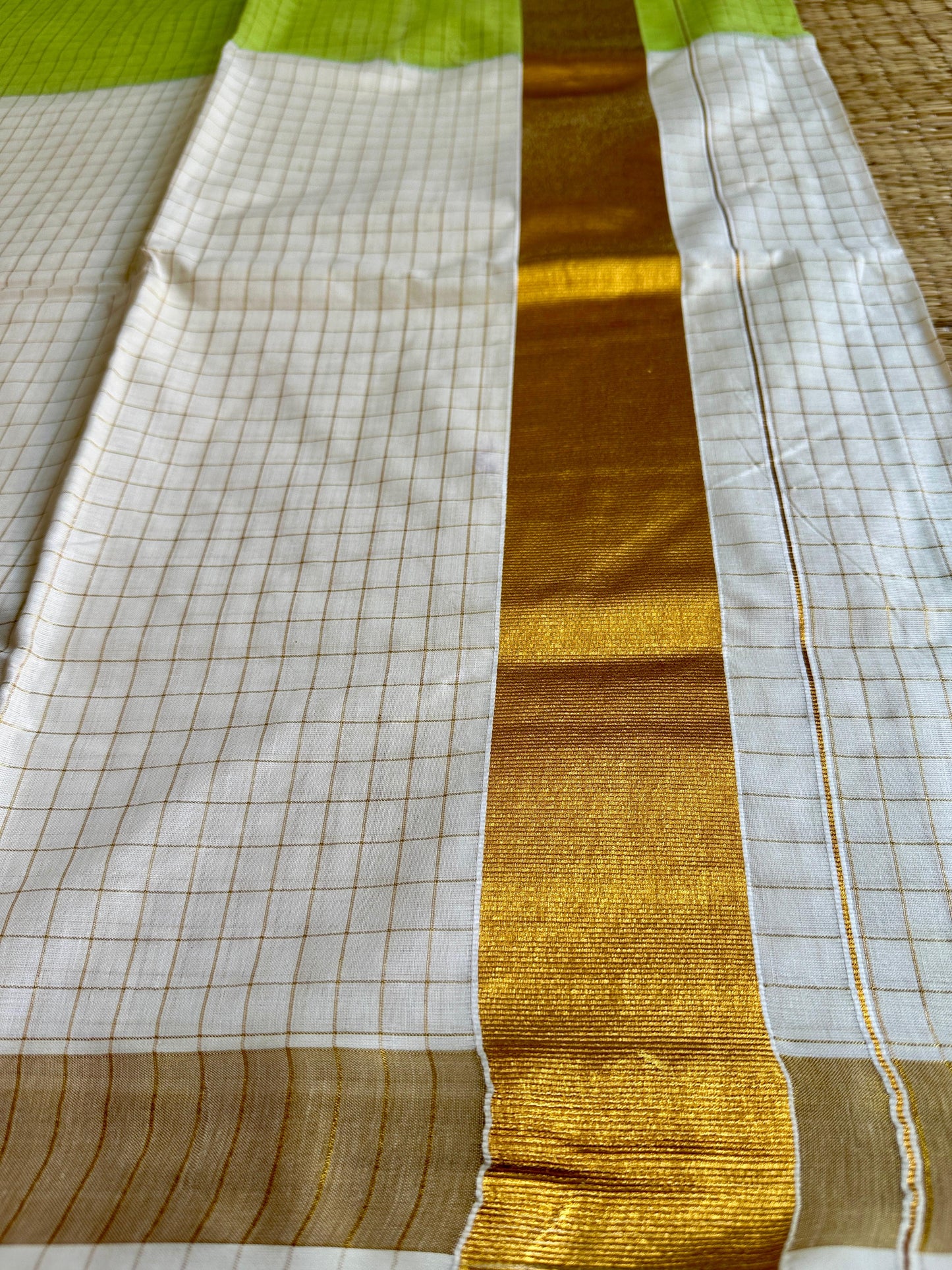 ഹരിത🌿 (Set saree with Running  Blouse piece)